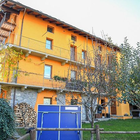 Stars Apartments Gressan Cerise Exterior photo